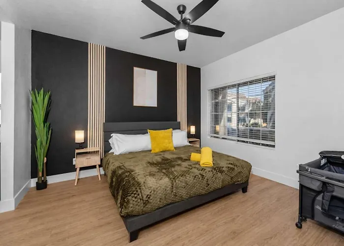 Desert Escape 2 Bedroom W Pool Gym&pickleball